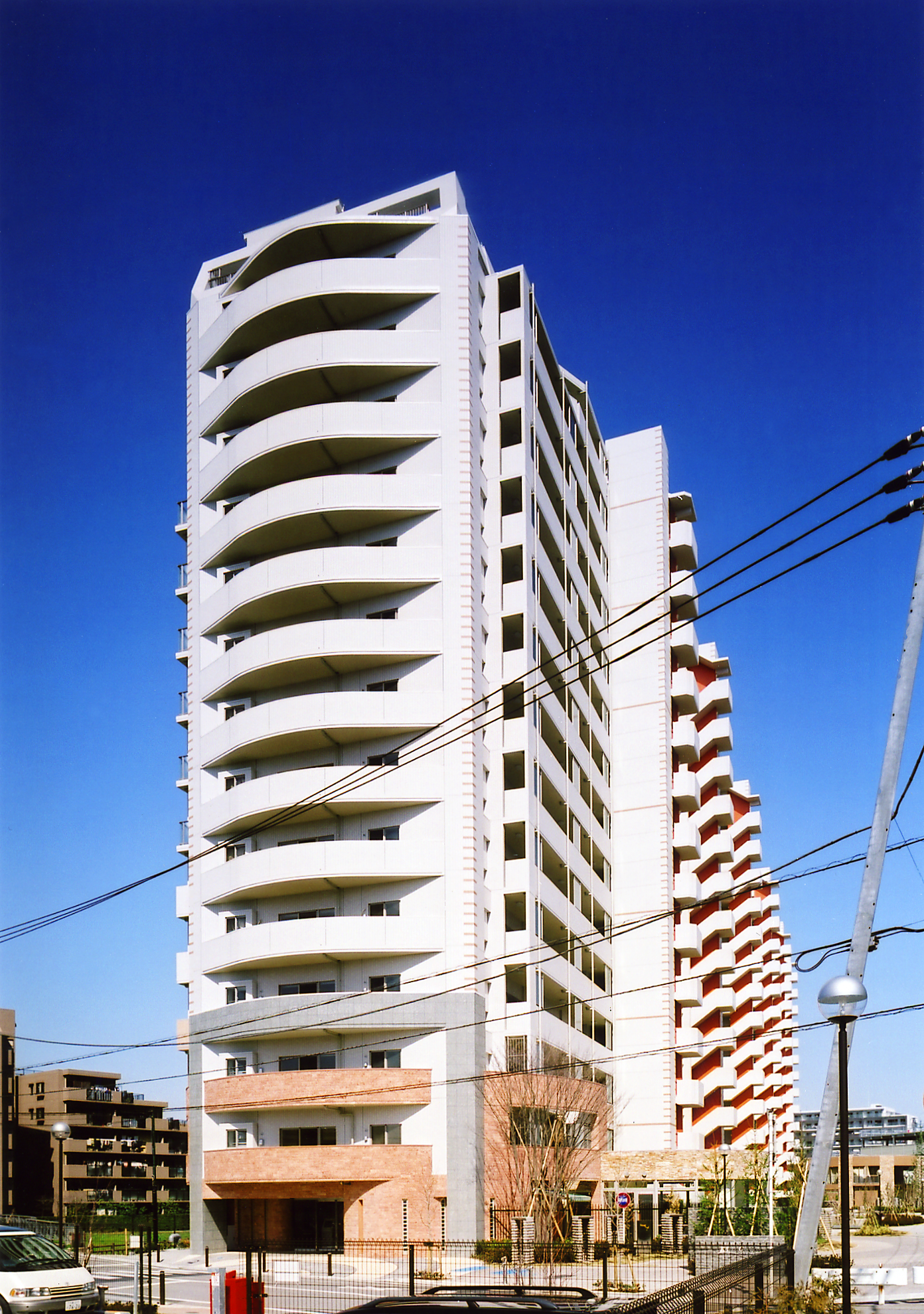 レーベンスクエア川口